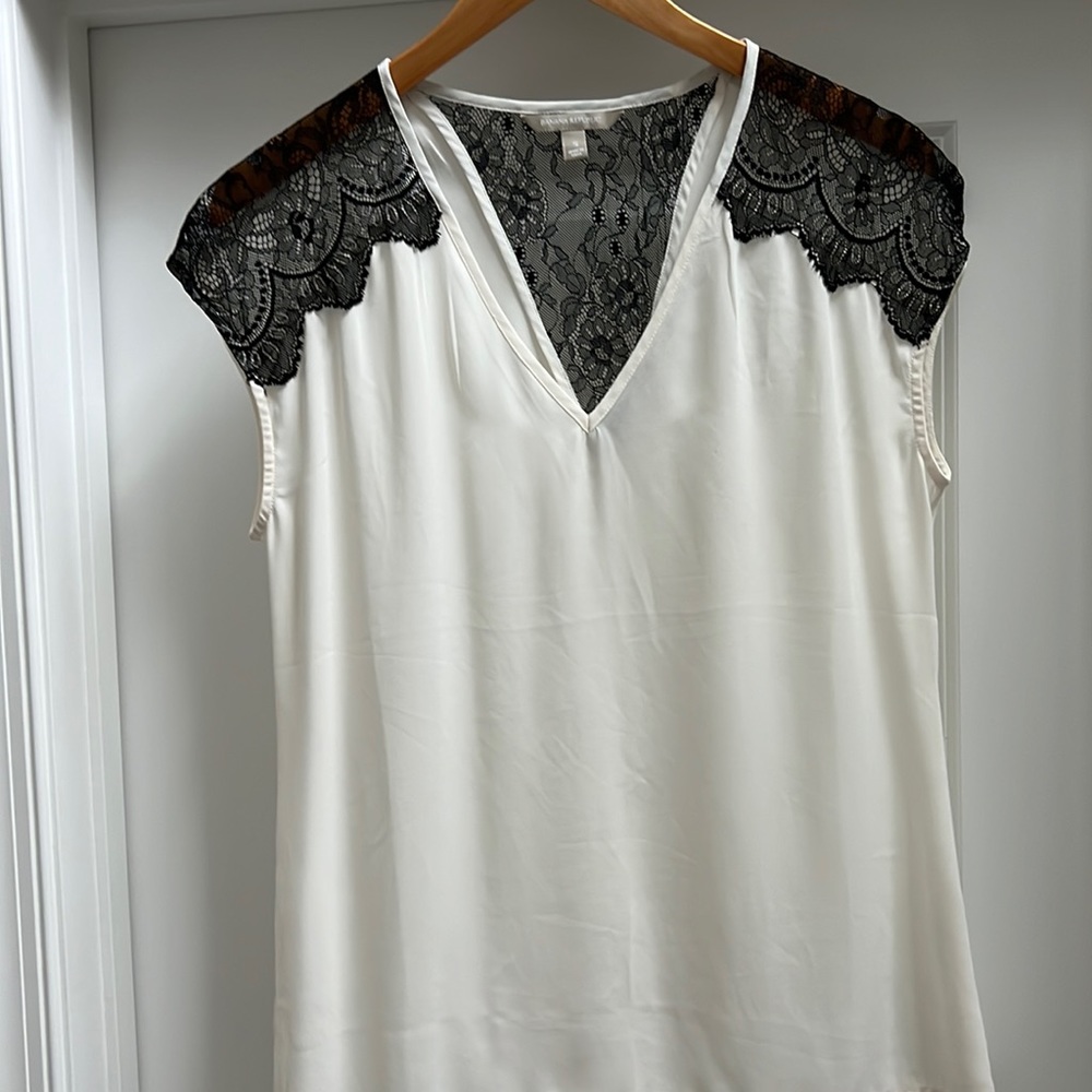 Banana Republic - lace top - Small